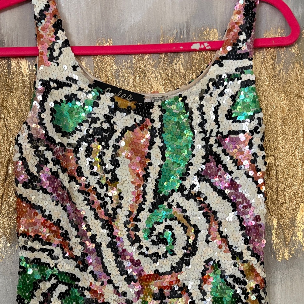 Sequence party Dress - Picture 2 of 3